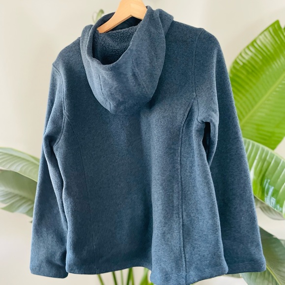 North Face Pullover Hoodie - Picture 2 of 4